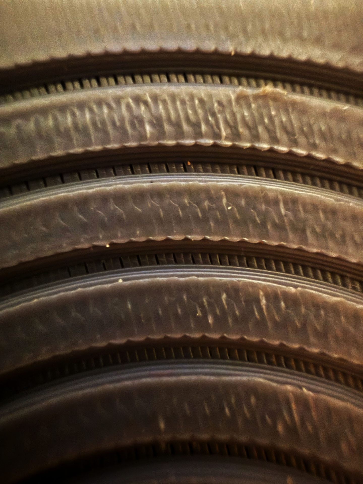 Detail of groove walls on a 3D-printed disc